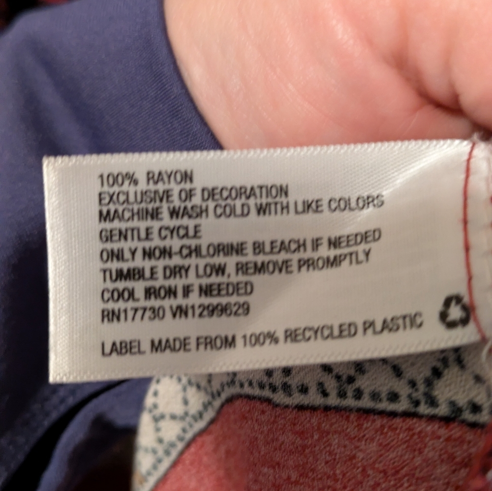 Knox Rose Multicolor Floral Blouse - Picture 6 of 6